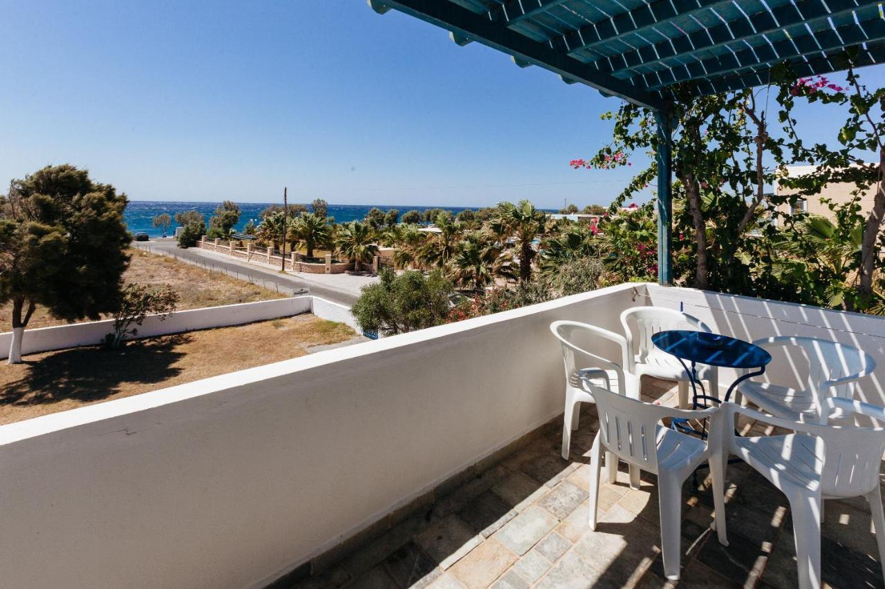 פריבולוס Thalassitis Coastal Apartments מראה חיצוני תמונה