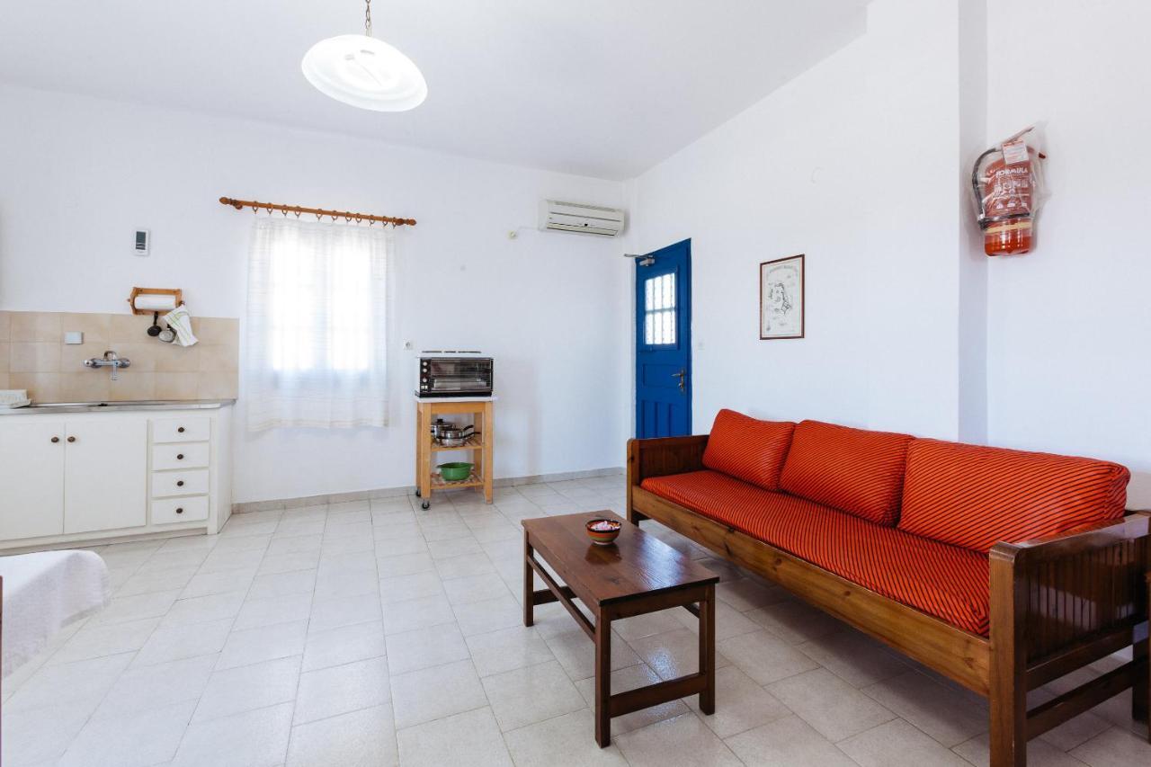 פריבולוס Thalassitis Coastal Apartments מראה חיצוני תמונה