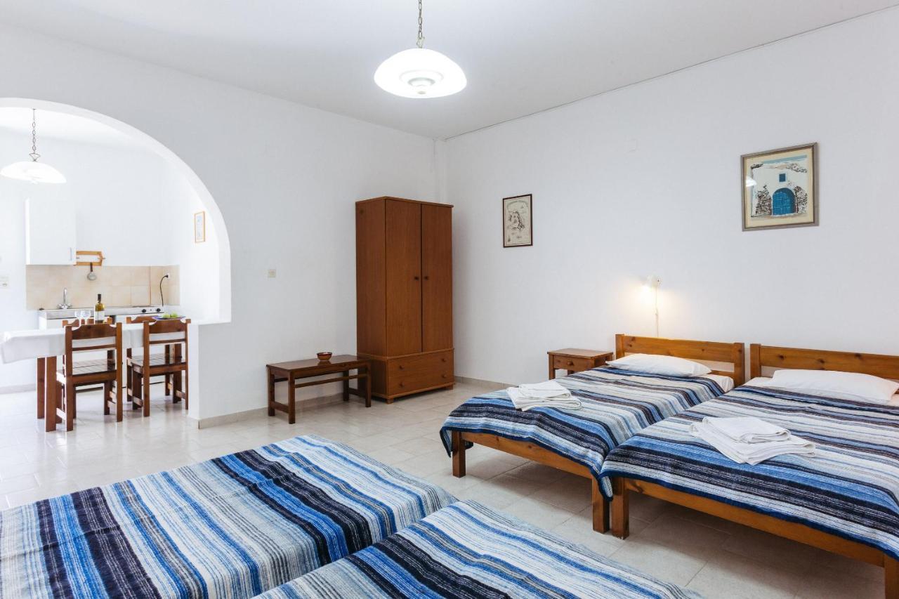 פריבולוס Thalassitis Coastal Apartments מראה חיצוני תמונה