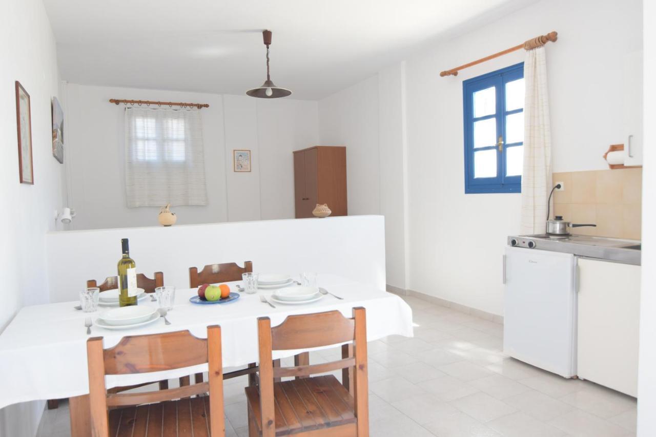 פריבולוס Thalassitis Coastal Apartments מראה חיצוני תמונה