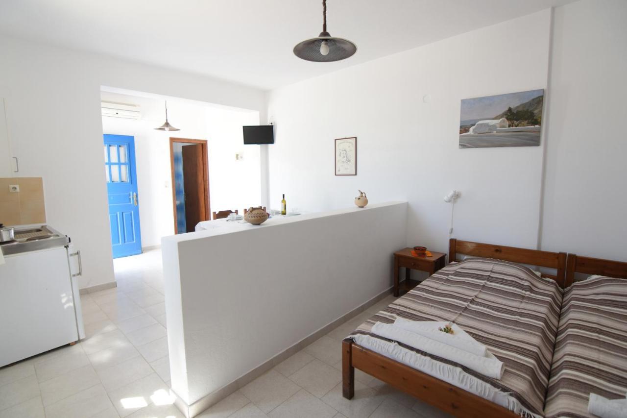 פריבולוס Thalassitis Coastal Apartments מראה חיצוני תמונה